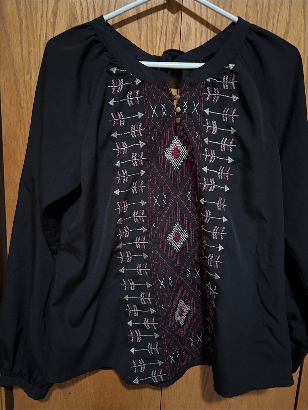 Black Embroidered Scoop-Neck Sweater with Red Accents - Women